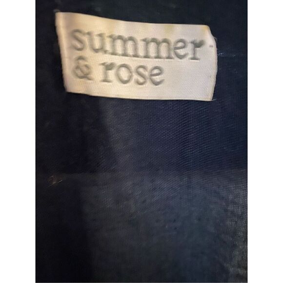 Summer & Rose women’s Embroidered navy blue kimono, 35.4 x 66.9. - Picture 7 of 7